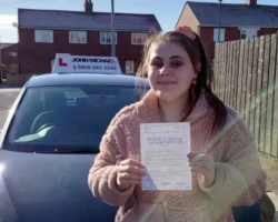 Fantastic drive from Chloe Moles today! Sheβs just smashed her driving test today with our instructor Rob Stephenson with only 1 miner! Great drive Chloe ππ Fantastic drive from Chloe Moles today! Sheβs just smashed her driving test today with our instructor Rob Stephenson with only 1 miner! Great drive Chloe ππ